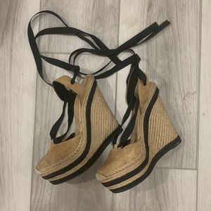 Gucci wedges